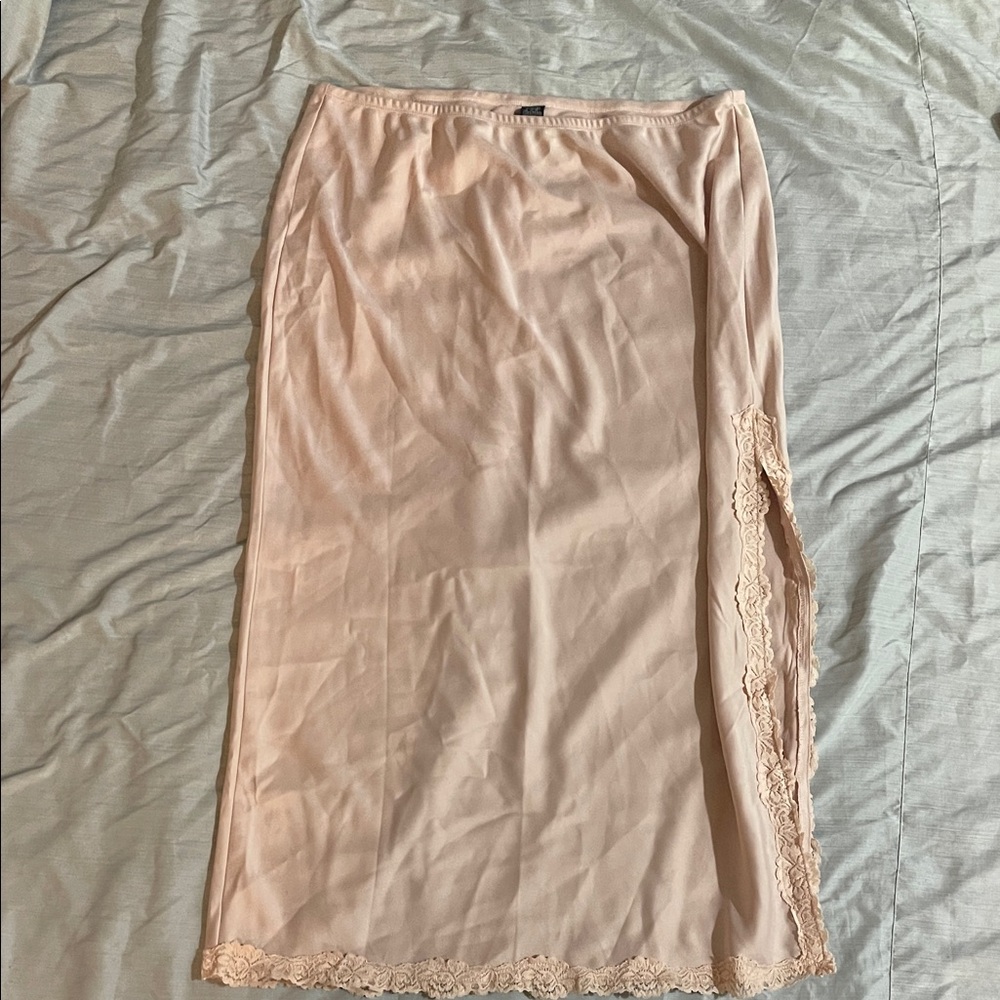 Wild Fable Cream Lace Pencil Skirt